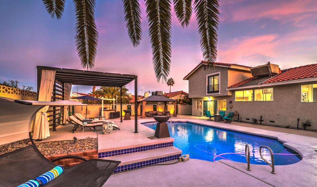 Elysian Villa Las Vegas Exterior photo